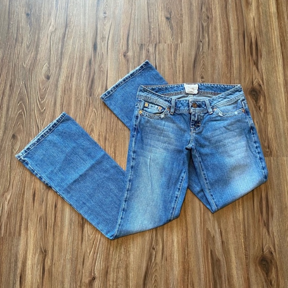 American Eagle Blue Jeans